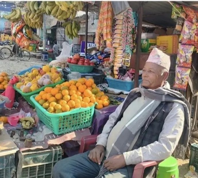 ६५ वर्षीय करनबहादुर : ठेला र स्वाभिमान