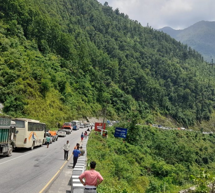 नारायणगढ-मुग्लिङ सडक थप तीन साताका लागि दैनिक चार घण्टा बन्द हुने