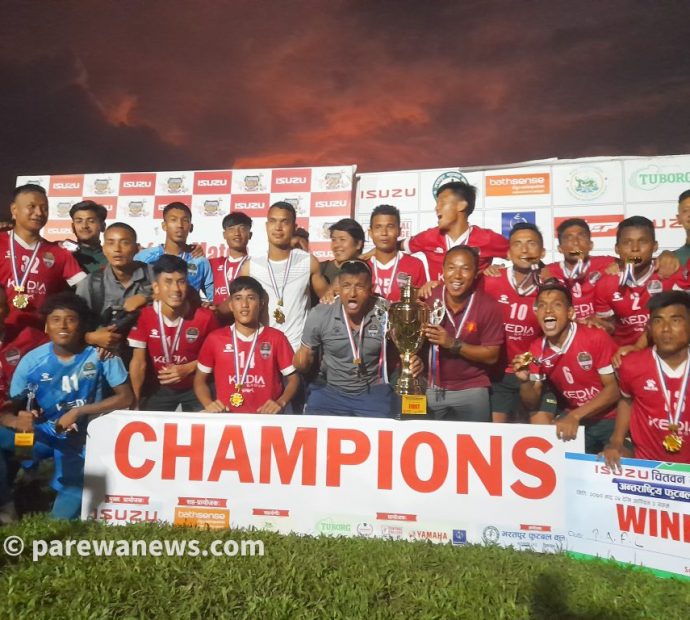 आर्मीलाई चितवन गोल्डकप फुटबलको उपाधि