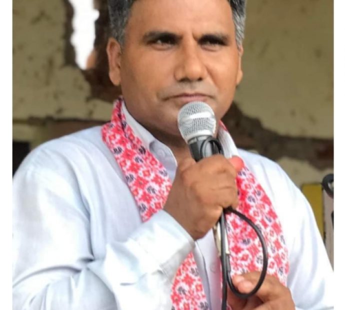 एमालेलाई भोट माग्ने मन्त्री हटाइए