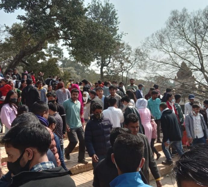 पशुपतिमा भक्तजनहरुको भीड (फोटो फिचर)