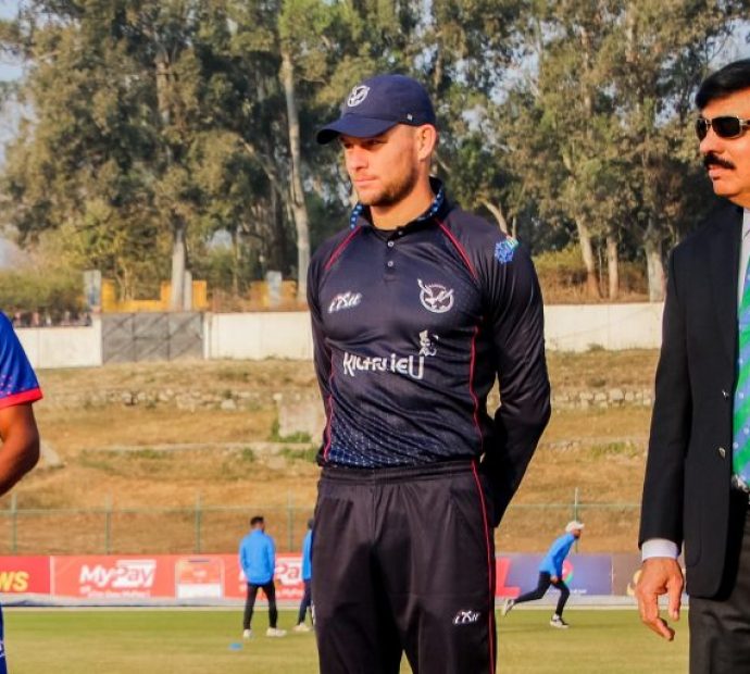 नामिबियाविरुद्ध नेपालले फेरि टस जित्यो, पहिले बलिङ गर्ने