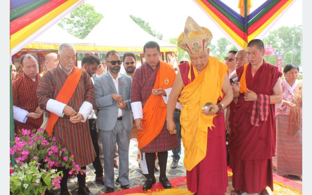 लुम्बिनीमा भुटानी गुम्बा !