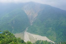 बर्सेनि उठीबास लगाउने पहिरो