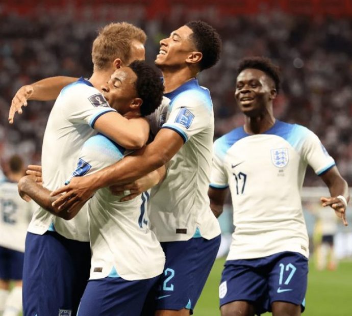 विश्‍वकप फुटबल: इरानको पोस्टमा इंग्ल्यान्डको आधा दर्जन गोल