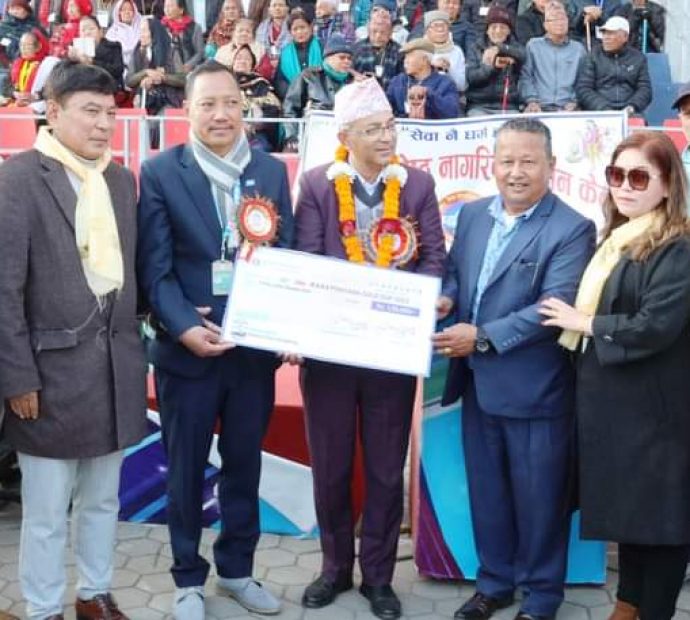 सहारा क्लबलाई हङकङको ३ लाख