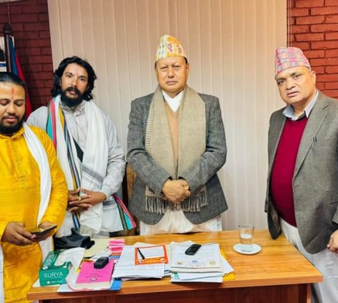 स्वास्थमन्त्री बस्नेत र मेयर कार्की बीच भेटवार्ता