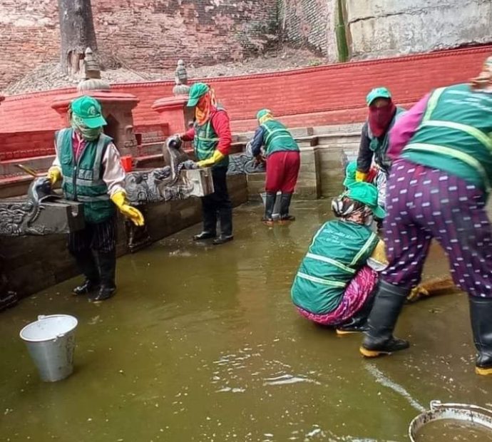 काठमाडौं महानगरले गर्‍यो ११४ मन्दिर सहित २४१ संरचना सफाइ