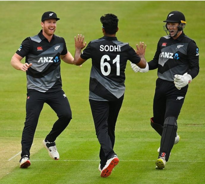 न्युजिल्यान्डले आयरल्यान्डलाई हरायो, ब्रेसवेलको दुर्लभ ह्‍याट्रिक