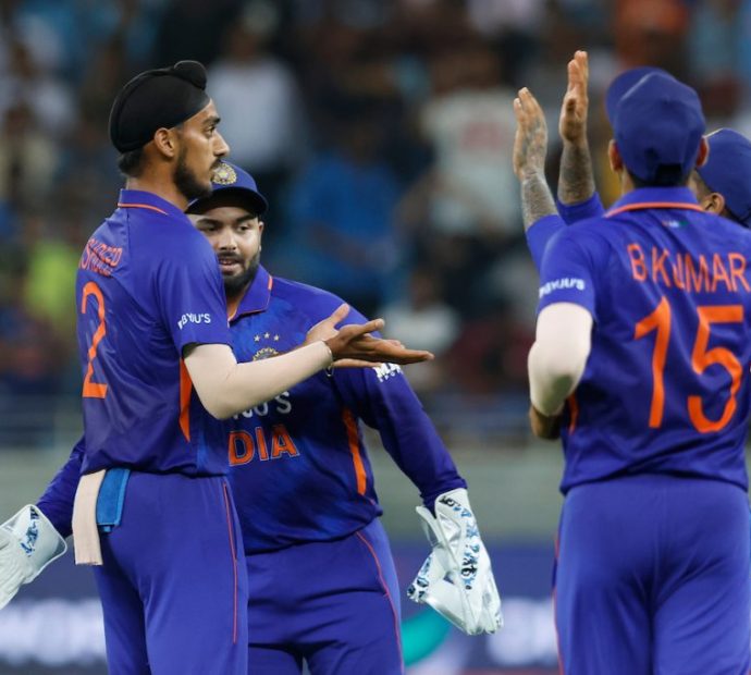 हङकङलाई हराएसँगै भारत एसिया कपको ‘सुपर फोर’मा