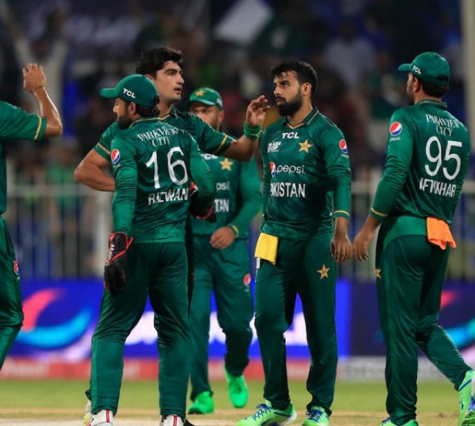 हङकङ ३८ रनमै अलआउट, पाकिस्तान ‘सुपर फोर’मा