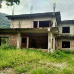 १८ महिनामा सक्नुपर्ने भवन ५ वर्षमा पनि अलपत्रै