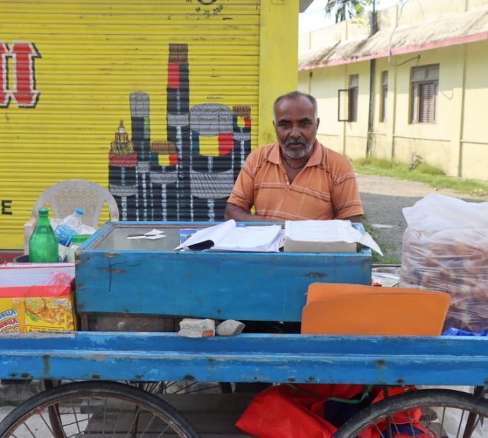 चार दशकदेखि पानीपुरीबाट जीविका धान्दै राजकुमार