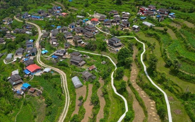 बिम गाउँमा पक्की पदमार्ग