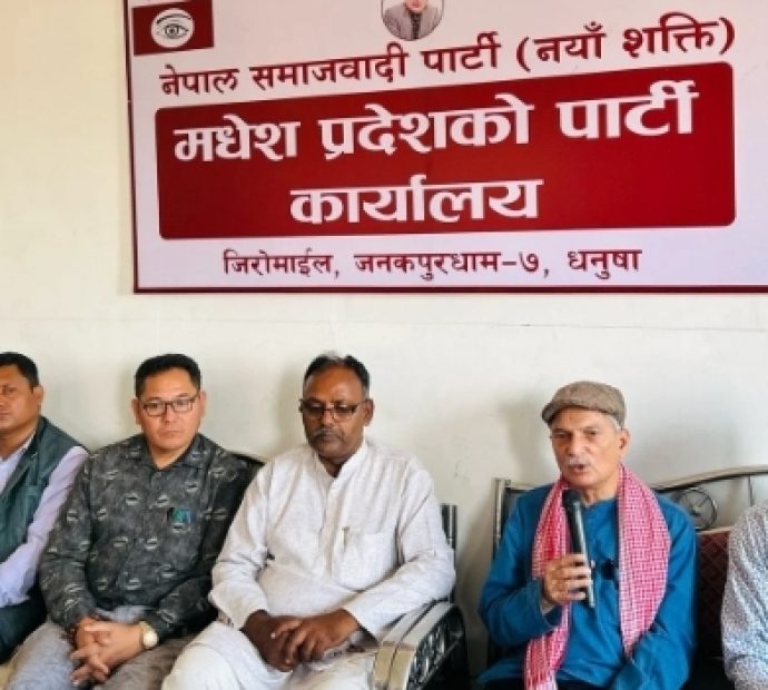 ‘राजतन्त्र भूत भैसक्यो, त्यो फर्किदैन’-बाबुराम भट्टराई