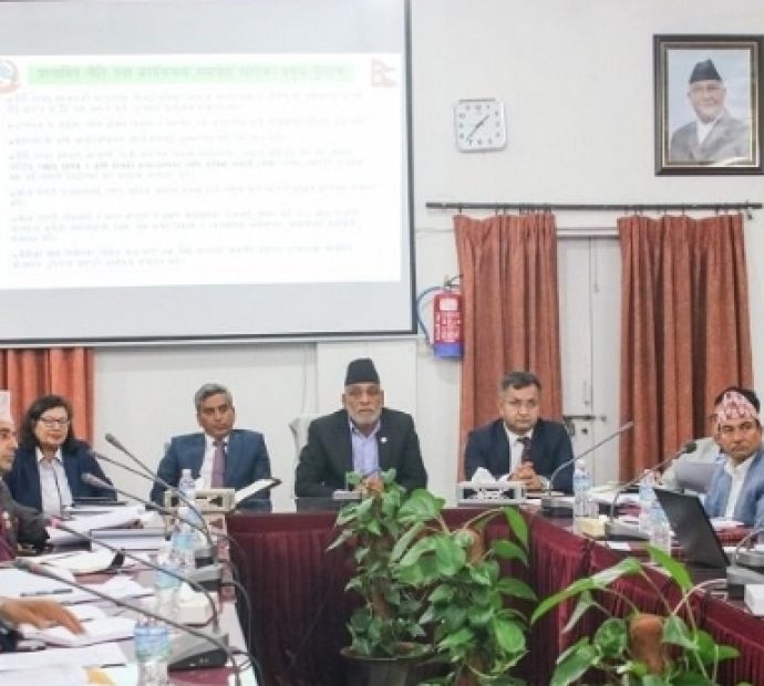 धादिङका स्थानीय तह प्रमुख र उपप्रमुखसँग कृषिमन्त्री अधिकारीको छलफल