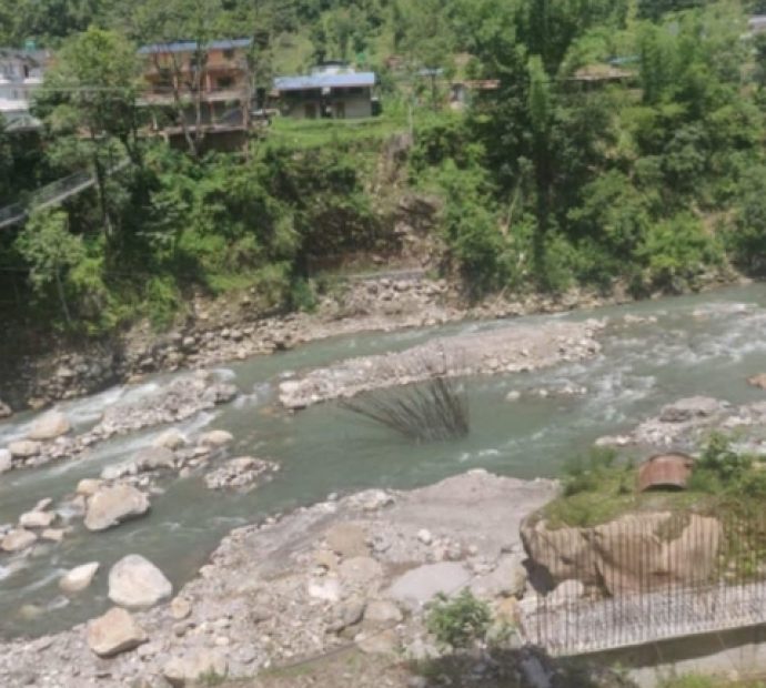 पेटी ठेकेदारलाई जिम्मा दिएर मुख्य ठेकेदार फरार !