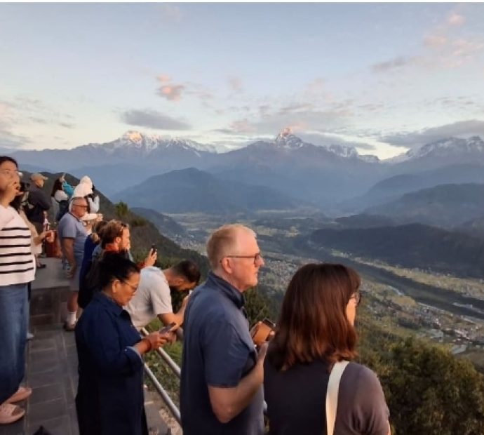 पोखरा भरिभराउः आन्तरिक पर्यटन जुरुक्कै