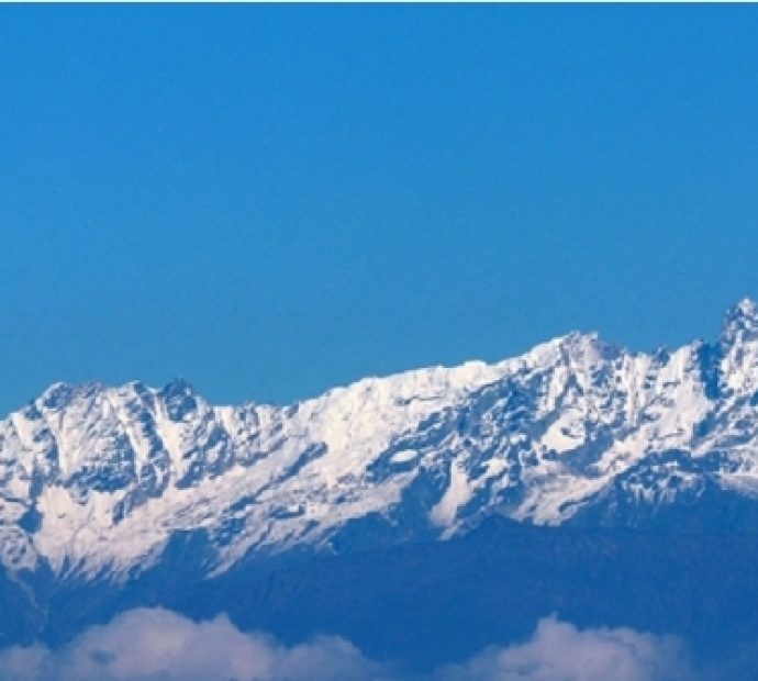हिमाल, सूर्योदय र सूर्यास्त नियाल्न नगरकोट