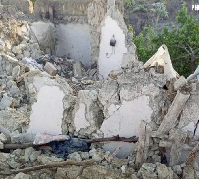 अफगानिस्तानमा शक्तिशाली भूकम्प, दुईसयभन्दा बढीको मृत्यु