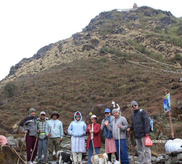 आहा ! आमा याङ्ग्रीको काख…