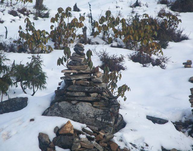 पर्यटकको रोजाइमा भैरवकुण्ड