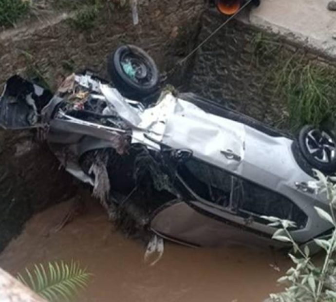 काठमाडौंको रामकोटमा कार दुर्घटना हुँदा चालकको च्यान गयो