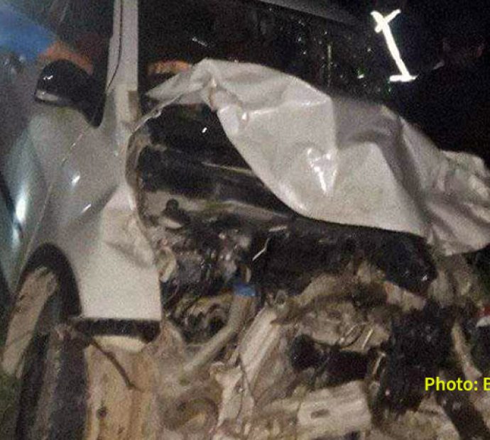 पाल्पाबाट बुटवल आउँदै गरेको कार दुर्घटना हुँदा तीनजनाको मृत्यु