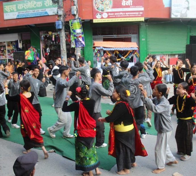 फेरिँदै देउसीभैलोको स्वरुप