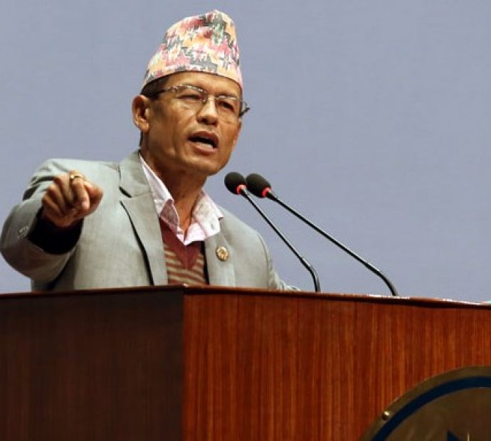 धनराजले भने- हामीले पनि बाँदर निर्यात गरिदिए कसो होला ?