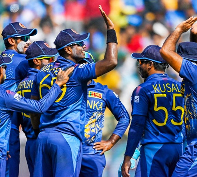 विश्‍वकपमा इंग्ल्यान्डको अर्को हार, श्रीलंकासँग पराजित भएपछि सेमिमा पुग्‍न कठिन