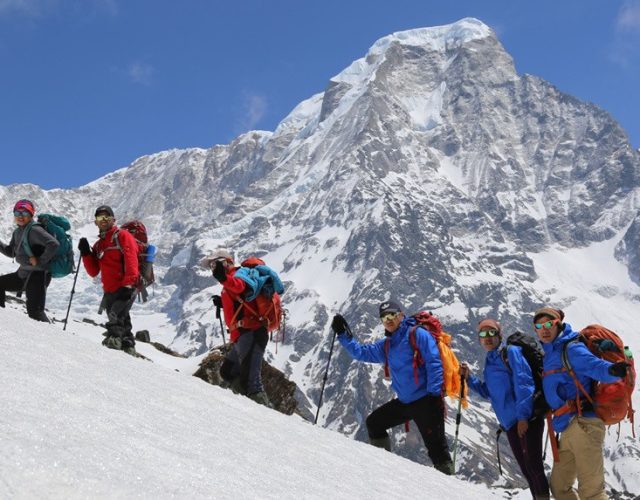 हिमाल आरोहणबाट १ अर्ब २६ करोड राजस्व