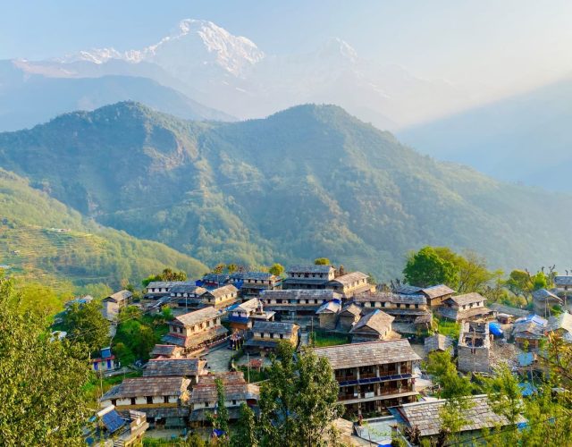 पर्यटकको मनप्रिय गन्तव्य घान्द्रुक !