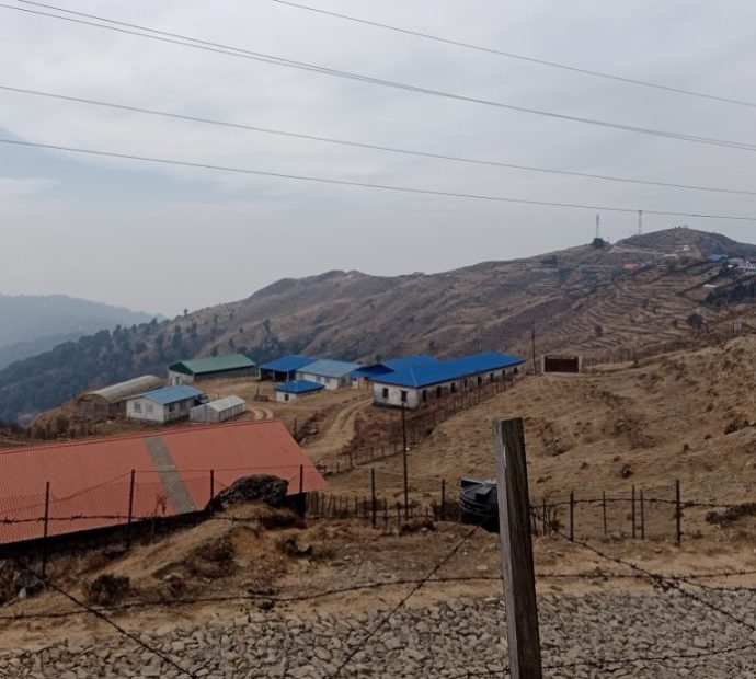 विद्यार्थी अभावमा बन्द भए विद्यालय, बालबालिका पढाउन भारत लैजानुपर्ने बाध्यता