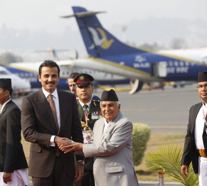 कतारका अमिर नेपालमा, राष्ट्रपति पौडेलद्वारा स्वागत