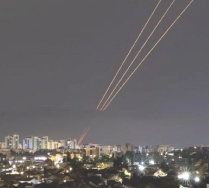 इरानद्वारा इजरायलमा कैयौं ड्रोन र मिसाइल आक्रमण