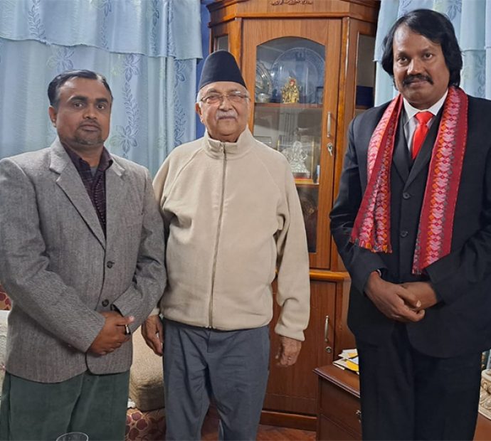 सिके राउतले भेटे ओली, यादव र ठाकुरलाई