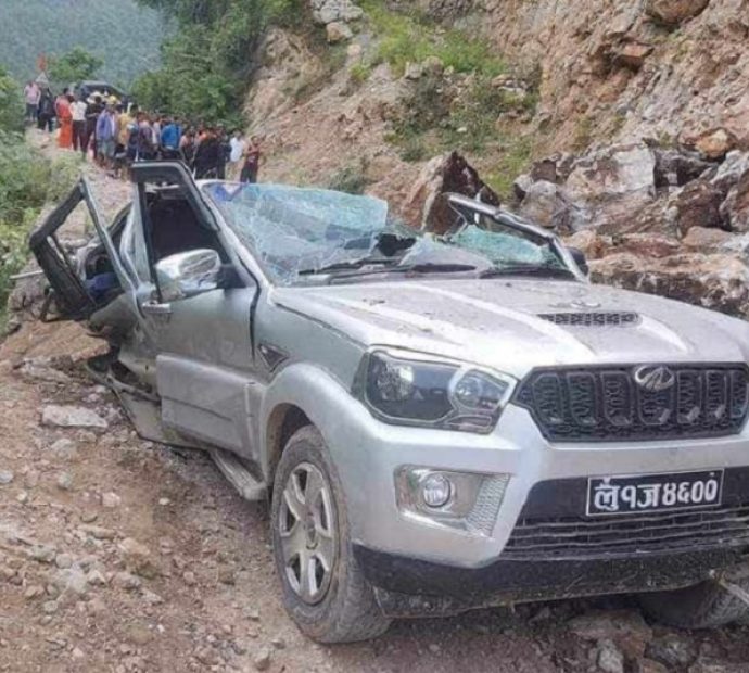 आइतबार र सोमबार सार्बजनिक बिदा