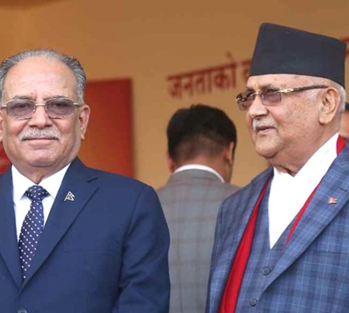 एमालेको चियापान कार्यक्रममा पुगे प्रधानमन्त्री प्रचण्ड
