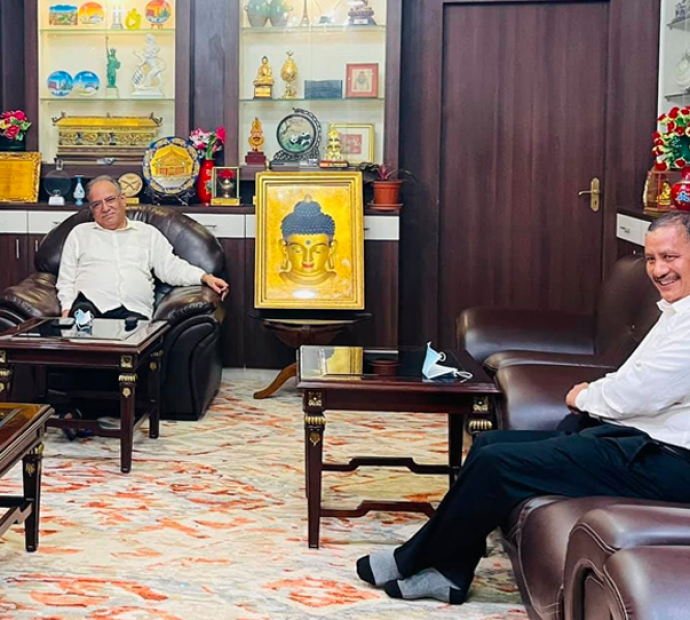 माओवादी केन्द्रसँग पार्टी एकता गर्दै विप्लव