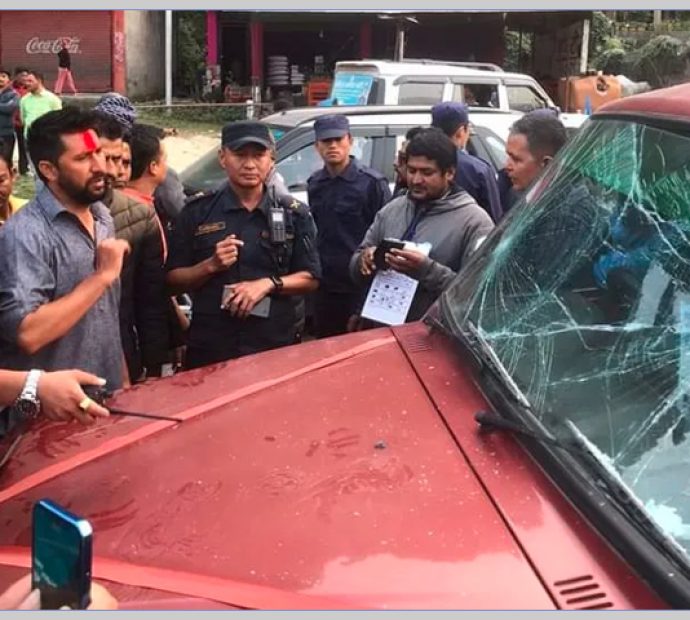 रवि लामिछानेको टोलीमाथि आक्रमण