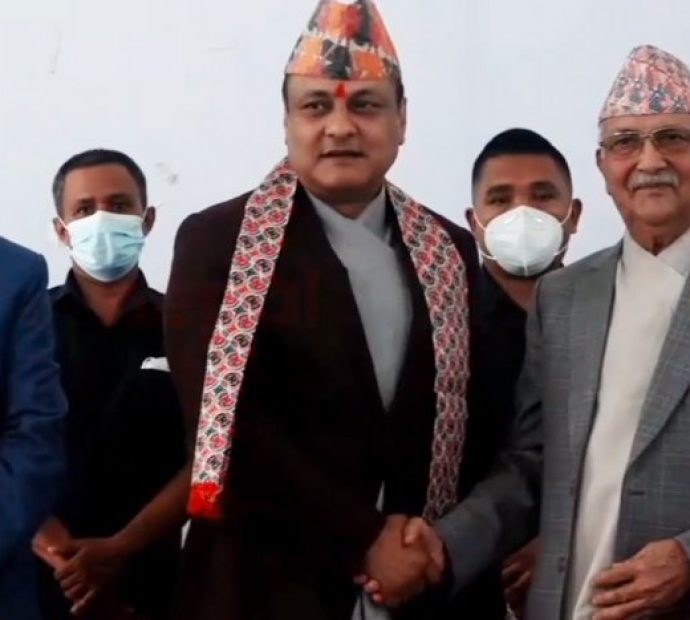 सर्वेन्द्र खनालले काठमाडौं ६ बाट पाए टिकट