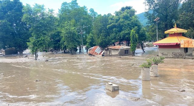 रसुवा बाढी: धादिङका ७९ सम्पर्क विहीन 